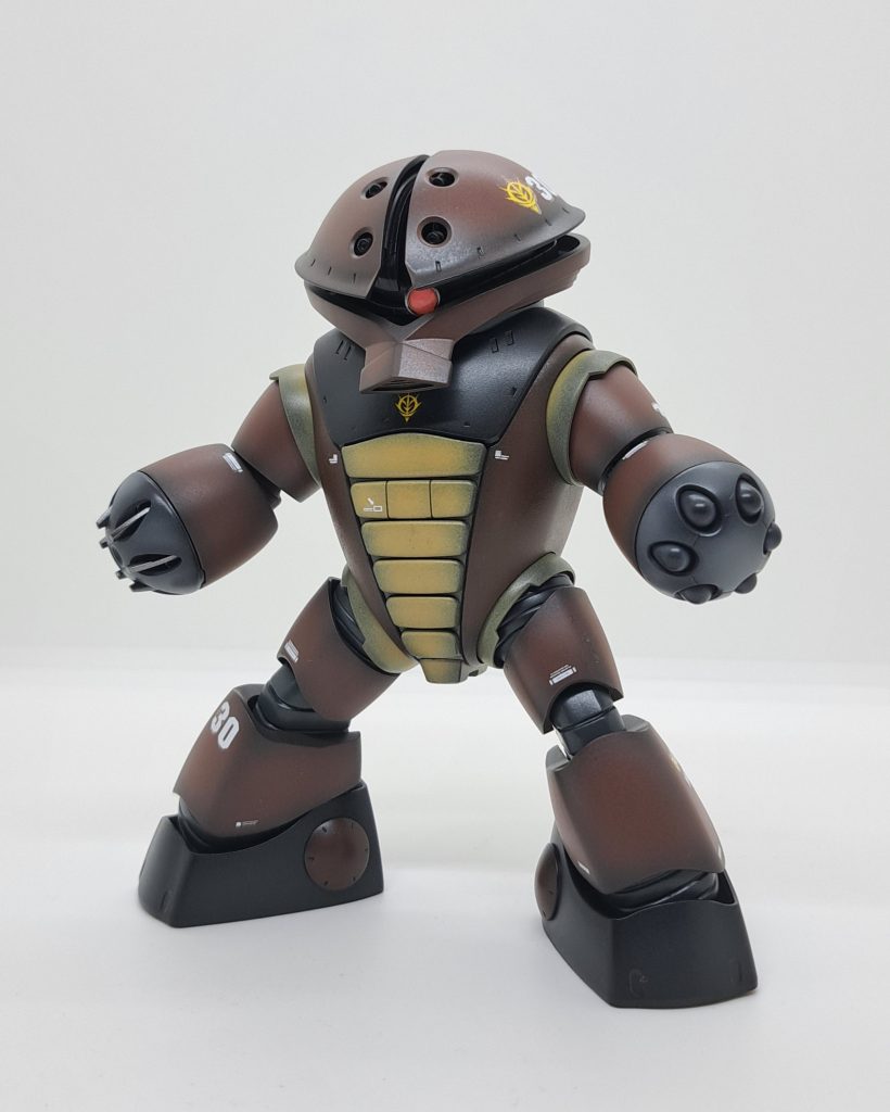 ザク部分は磁石で付いてるので元のアッガイにも戻れます