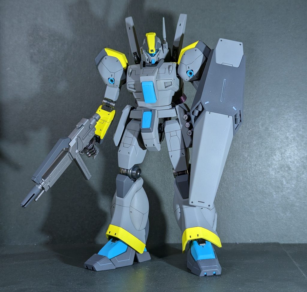 手持ちの塗料で似せて塗りました笑