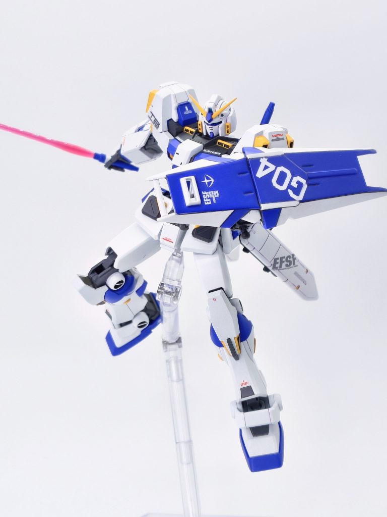 ガンダム4号機–6枚目/制作者：LEN