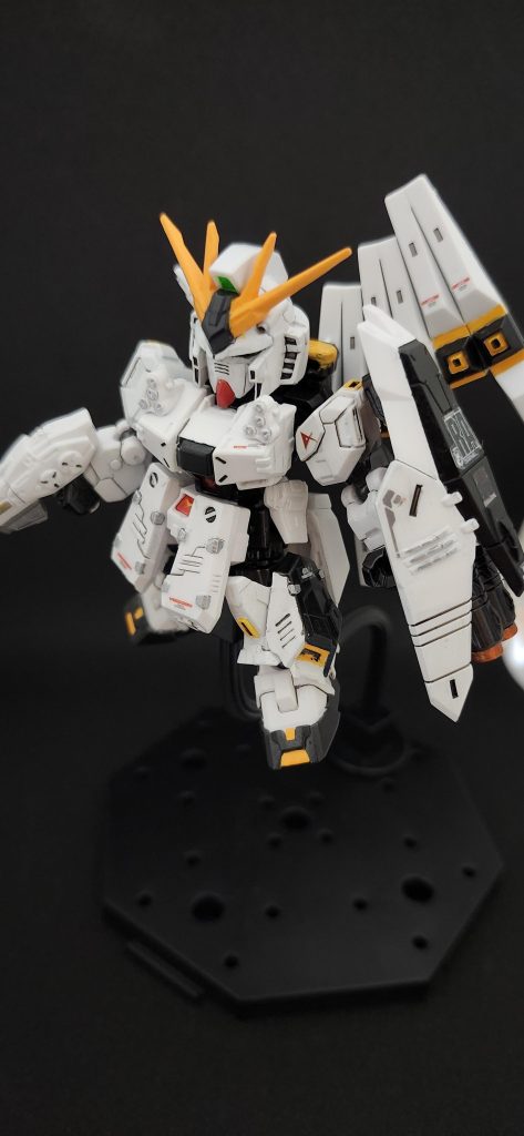 このいかつい顔がたまらんです。アゴ?周りも削って小顔化してます。