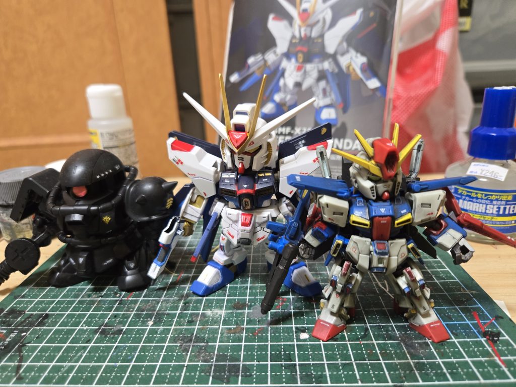 数少ない我が家のSD達そうなると食玩モビリティジョイントなんか優秀ですよね～パーツ少なくて組むにはよいけど設定通りに…となると初心者にはハードル高いシリーズすね💦