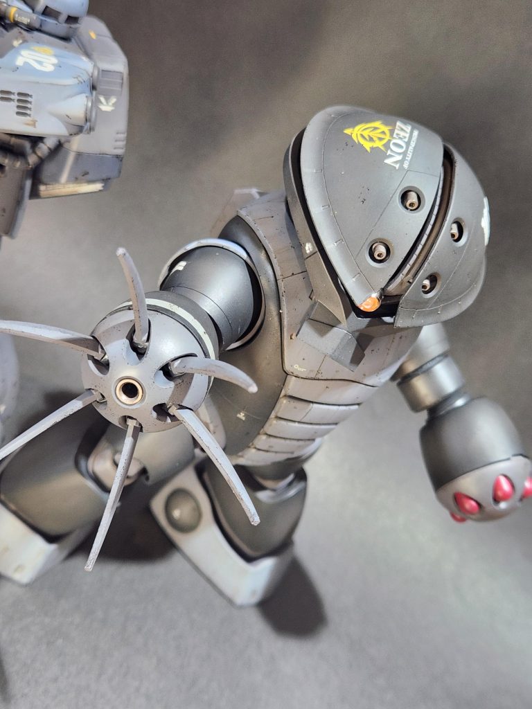 今回もこつこつとウェザリングしました。デカールもウェザリングも楽しくて好きなので、毎回やり過ぎないように気をつけなければいけません。気を抜くとついつい…