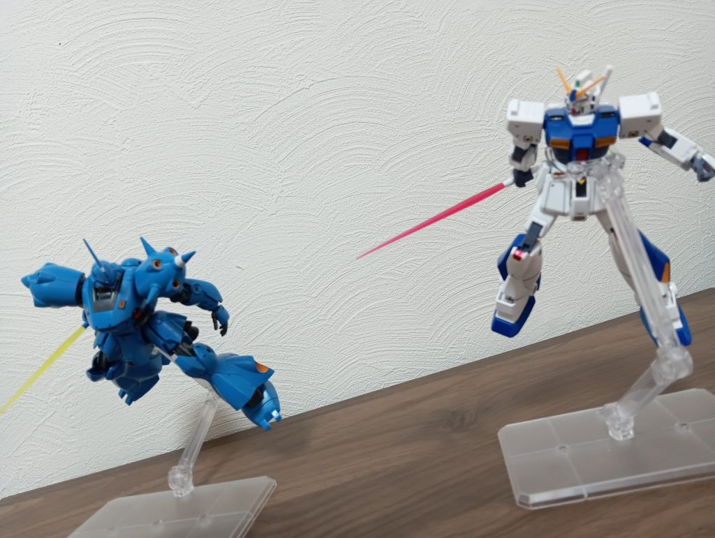 しかしその後腕に仕込まれたガトリングガンで結局蜂の巣に…