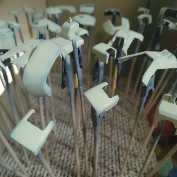 取り敢えず！メインカラーのサンドカラーが終わりました！😄次はグリーン系をやろうと思います！😀ちなみにいつものごとく塗装はリアルタイムです！（3枚目）