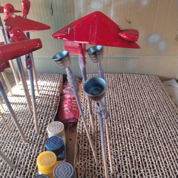 取り敢えず！2回目の塗装が終わりました！😄と、言う事で本日の作業はこれで終わりにして明日まで乾燥させます！次は墨入れとデカール貼ります！😀筆塗りとかモノアイとかチョコチョコやる事はあるのですが、まだ先は長いので、合間見てこなしていきます！😄（2枚目）