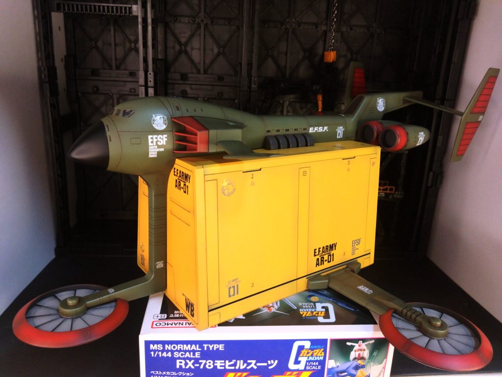 先日、ガンダムベースにて購入出来ましたので、早速作ってみました！