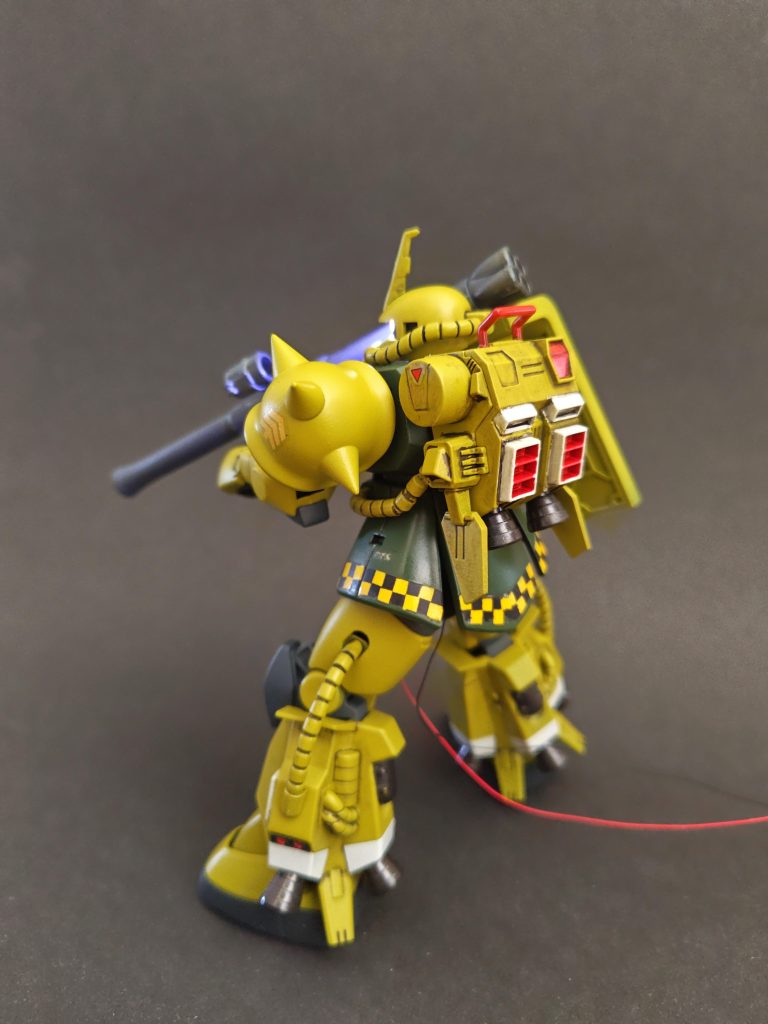 丁寧に作ると10ン年前のプラモデルも綺麗に仕上がりますね。