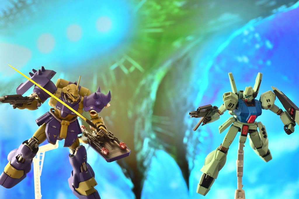 最後は以前投稿したジェガン（ユウ・カジマ専用機）と並べて。お互い１年戦争からのベテランエースパイロット同士、きっと胸熱な名勝負を繰り広げてくれると思います。