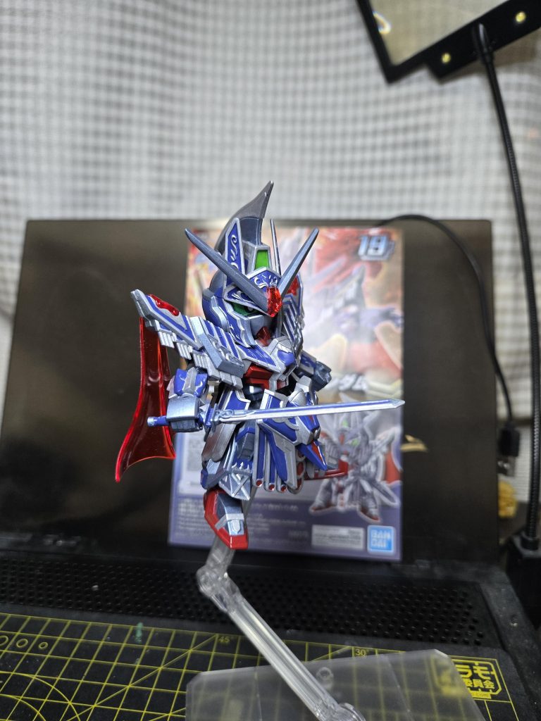 光を当てると濡れてない部分が露呈したのでごまかすようなアングルで…(zaku-kao10)