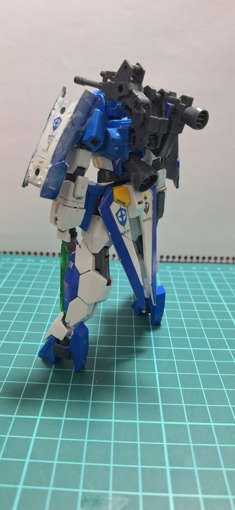 バックパックは30mmのものを改造して装着