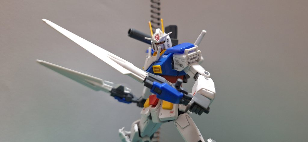 両腰に備えたGNソードⅡは剣としての利用の他、原作通り射撃武器としても活用可能。