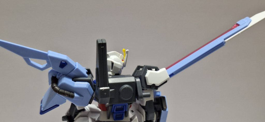 ソードストライクガンダム–3枚目/制作者：@tanatanaretort