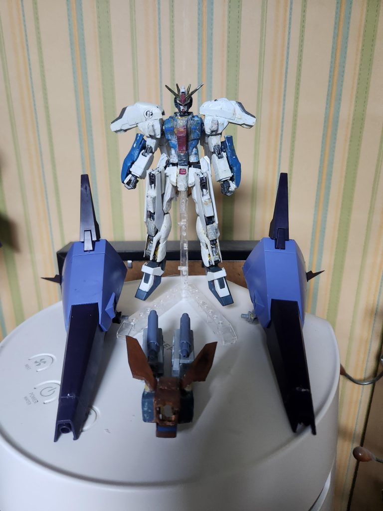 パーツを外すとこんな感じです