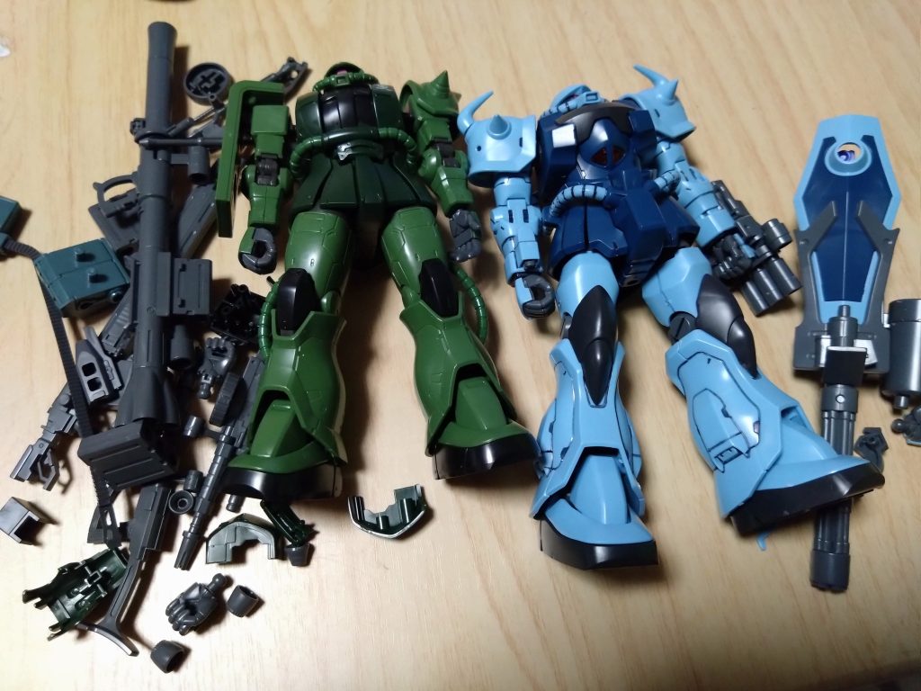 作品名：今年もよろしくお願いします。<p>正月気分の勢いでまた2体改造用に購入してしまいました。 しかも1体はまたグフカスタム。 次に何を作ろうかと決まってなくて積みプラ崩しか、出張中に組み立てたやつを仕上げるか、等考えてますがイマイチ気がのらずバラしてバリ取り [&hellip;]</p>
