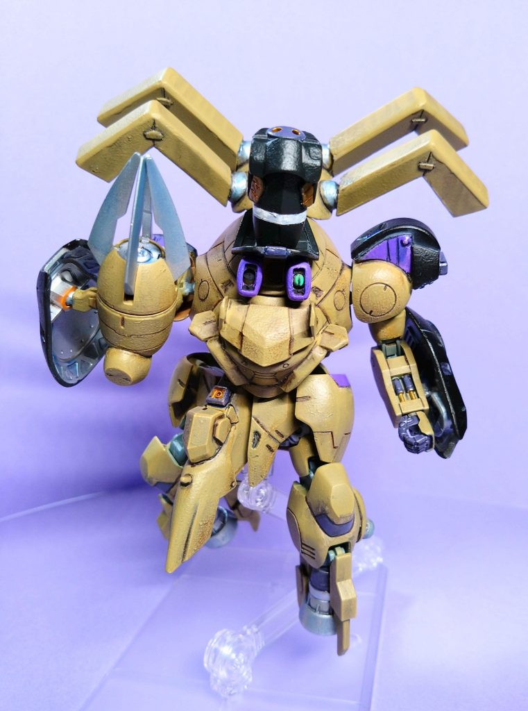 ビームドリルクロー。右腕の換装パーツ。デスフィズの腕部の試作型とみられる。