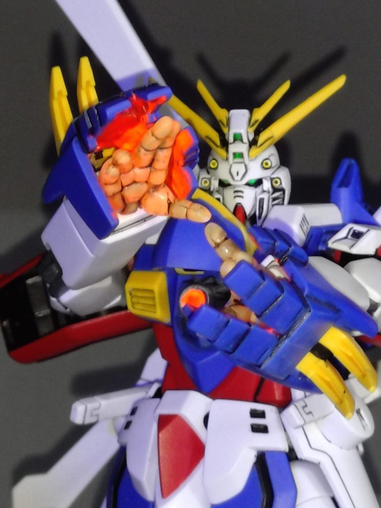 HG BURNING GUNDAM–3枚目/制作者：茅薙計都(@keito_kayanagi)