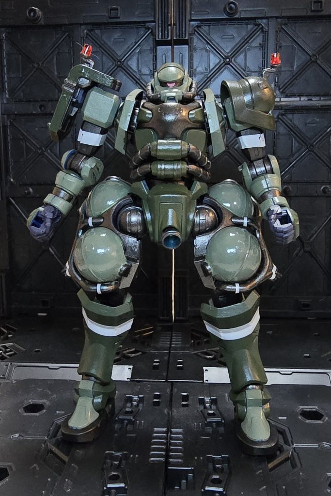 GQuuuuuuXの軍警ザクさん、ちょっと北米、北欧っぽい色ですが…ちょっと私色にしてみました。とはいえ、日本の警察っぽくもないですけどね。