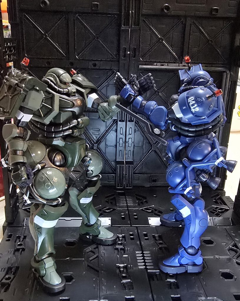 本家軍警ザクさんと。異国の警察同士タッグを組む的な(zaku-kao5)オリンピックとか、首脳会議とかでありそうな光景です(zaku-kao2) 最後までご視聴ありがとうございました(zaku-kao6)