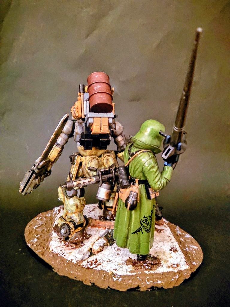 名も無き兵士!のオーバーコート右側マークは、「戦友」の証👍