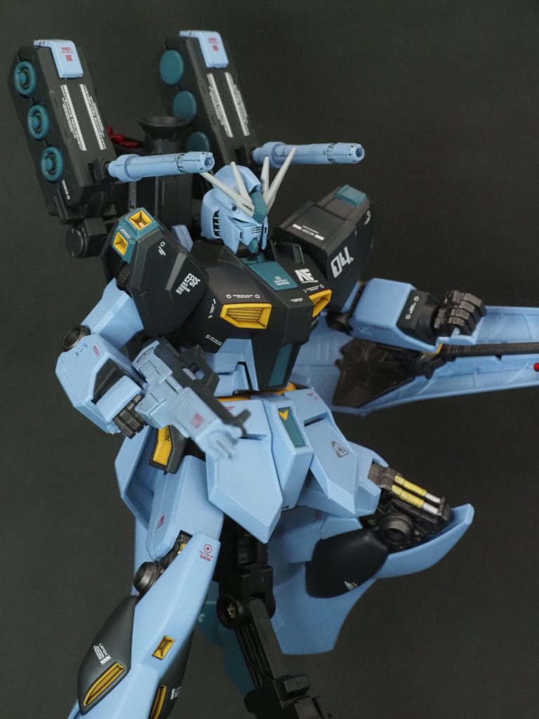 何気にインコムより好きなダブルビームキャノン。火力凄そう。