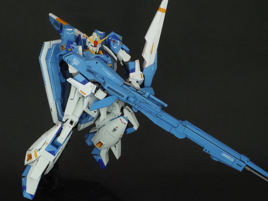 ハイパーメガランチャーはみずいろ一色にしちゃいましたが・・・迷彩に塗り分けて方がよかったかも。デカいので構えるの大変でした。