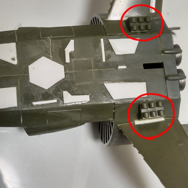 説明書、ちゃんと見ないとダメだよね(zaku-kao8)さて、無理やり外すかこのまま見て見ぬふりするか…（3枚目）