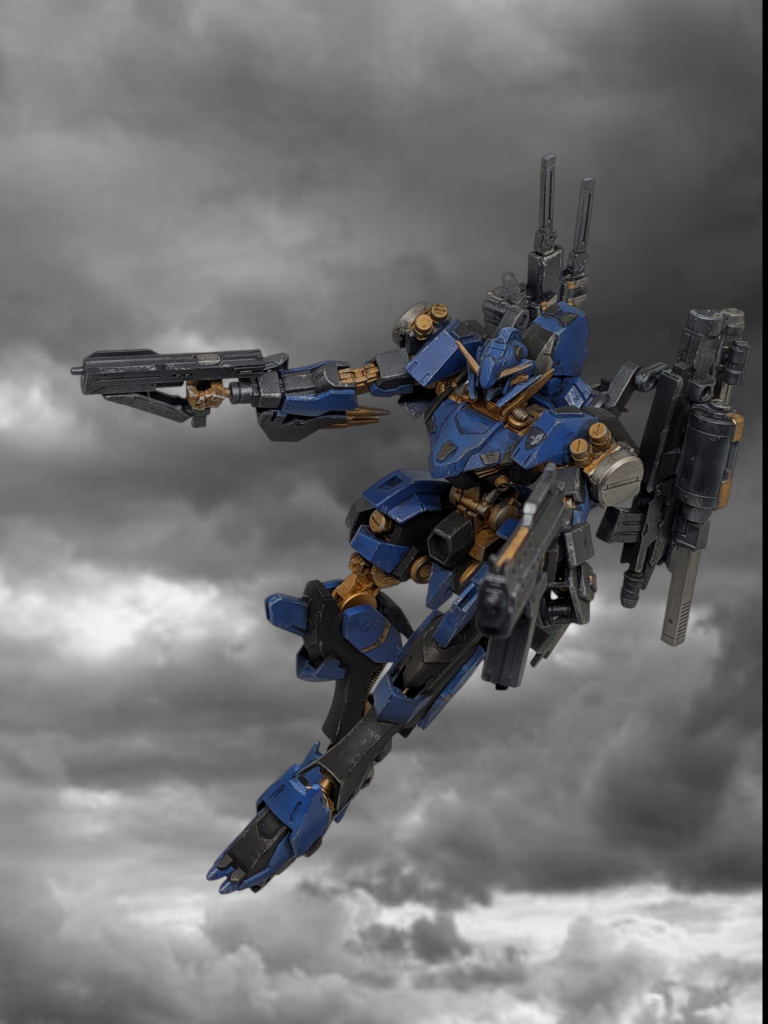 背景を変えて何枚かポージングコンセプトは二丁のマシンガンでプルーマを一掃しつつ高速でMAに接近し近接攻撃を叩き込むまたはレールキャノンで遠距離からの狙撃など遠近バランスが取れた戦闘スタイルになった