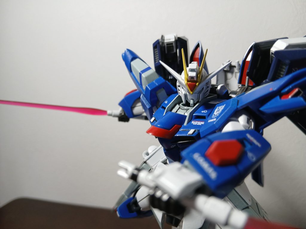 いつもスプレー塗装と部分筆塗りですが。。。塗装って難しいですね💦&nbsp;今回もありがとーございます❗以上でございます(gundam-kao2)