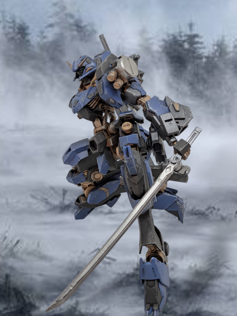 厄祭戦終戦後その時コックピット部が光を放ち目撃した兵士が確認したところコックピット部が無くなっていたとのこと後に彼が搭乗していた未確認機も同じく消えていたそうだ…この出来事は巷では伝説になり現在でも語り継がれている