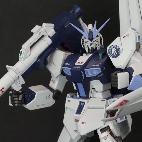 EG νガンダム ガンダムベースカラー