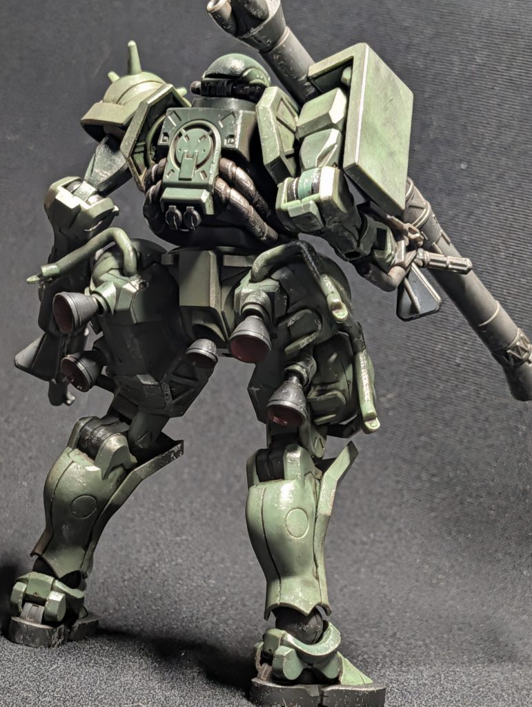 バーニアは多いので推力は高そうに見えます。