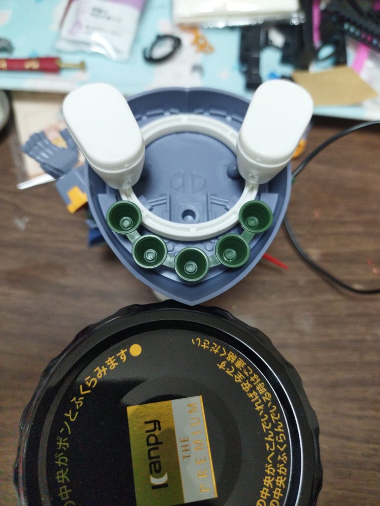 スカートの中はのぞいちゃだめ！！