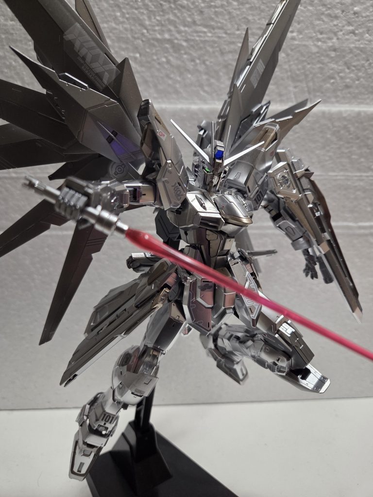 フリーダムガンダムver.2.0 [シルバーコーティング]–5枚目/制作者：うらま