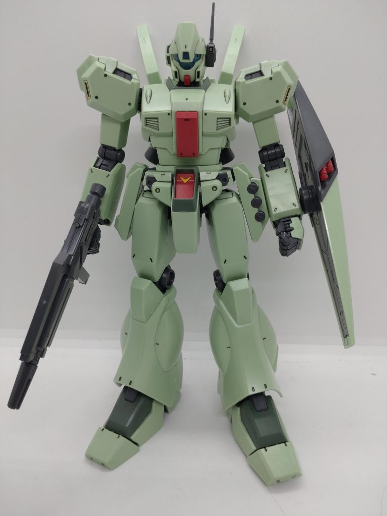 素組み状態、ジェガンっていいデザインですよね✨ カッコ良過ぎず、しかしダサ過ぎず、まさに量産機という感じがします。