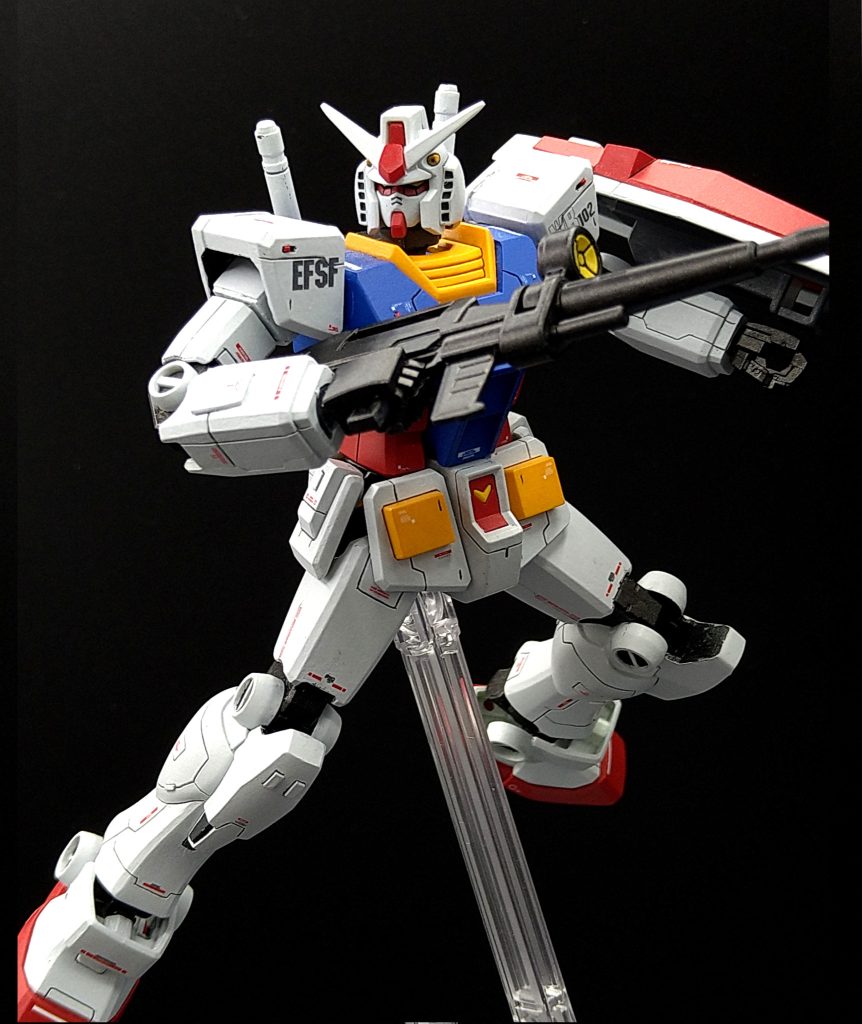 肩はEGとHGで接続が違うため、市販のボールジョイントに変更しております。