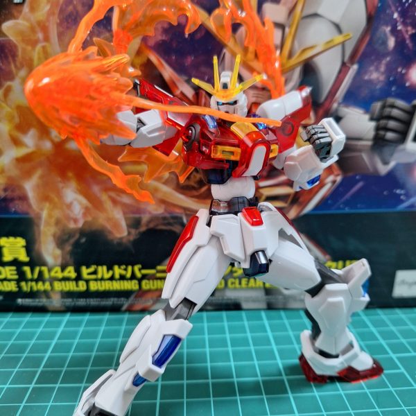 ビルドバーニングガンダム　ソリッドクリア