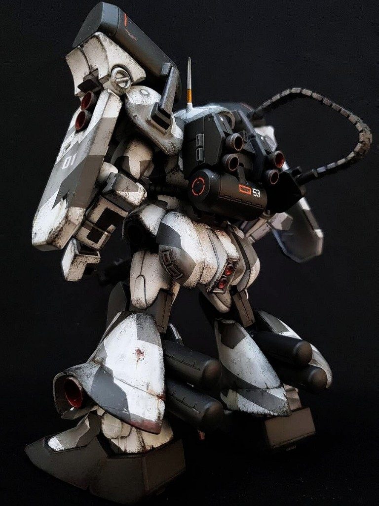 サビの練習も兼ねて汚しています。