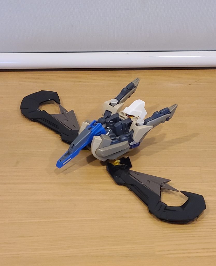 作品名：今年もよろしくお願いしますー<p>今年は飛翔の年！ (;´д｀)えっ？！そーなん？ 本命も再再再始動したので、いつもの寄り道をしておりますー けっしてダソフーガの鳥メカではありませんよ～汗 (;´д｀)誰も思わんて。</p>
