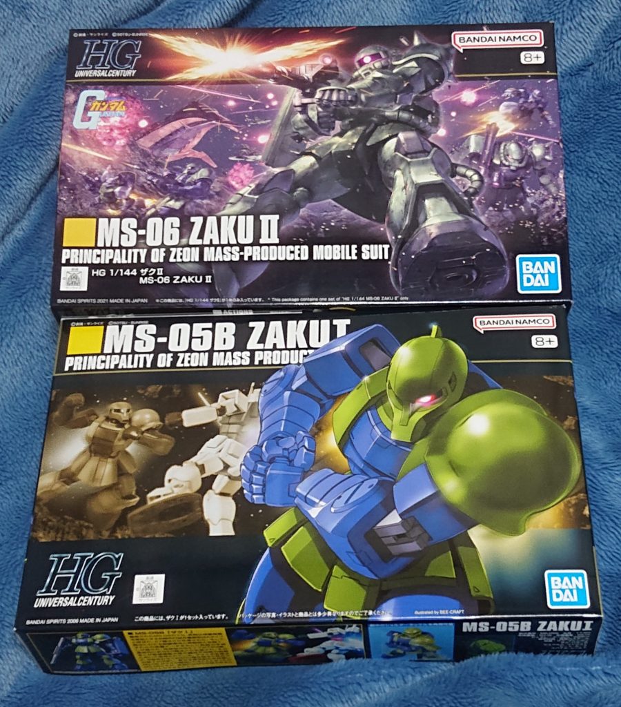 作品名：初売りザク<p>新年もよろしくお願いします。 初売りで旧ザクとザクを買いました。</p>
