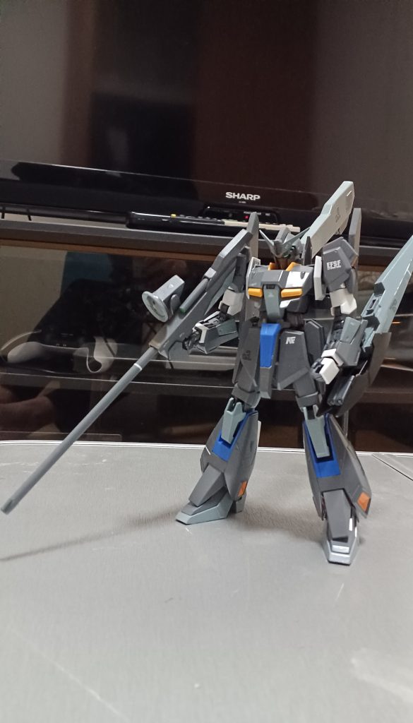 フロントショット武器とウイングバインダー、スタビライザーは自作です。