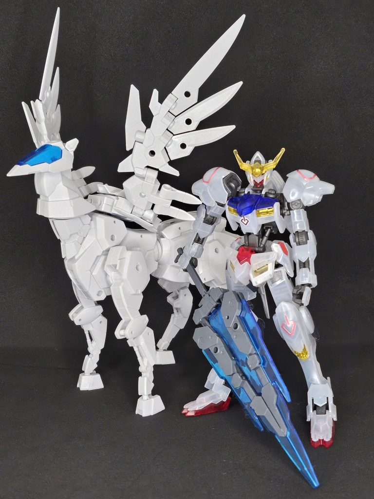 正面写真で見るとあんまり違和感ないかも