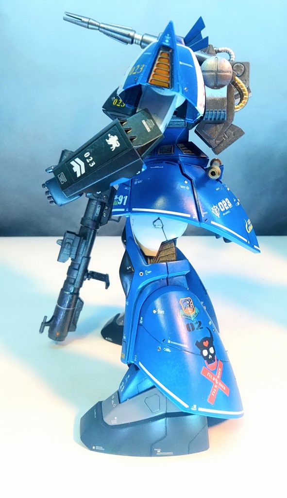 よこクリストバルは中尉でした左脚側面にクリストバルエンブレムのデカールを使用