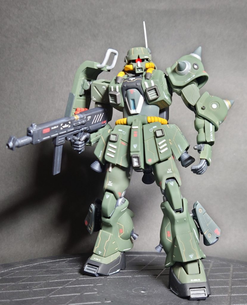 「整備長、整備終わりました〜」(ヤロウ、結局年末年始休みやがって)ハイ、今回は年末の紅白で投稿した作品https://gumpla.jp/hg/25196643 の完成形です。