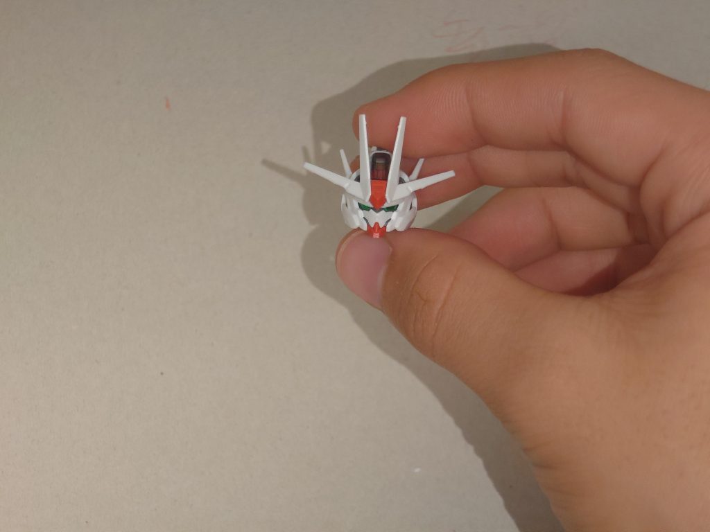 顔をまじまじ見るとエアリアルイケメンすぎる...