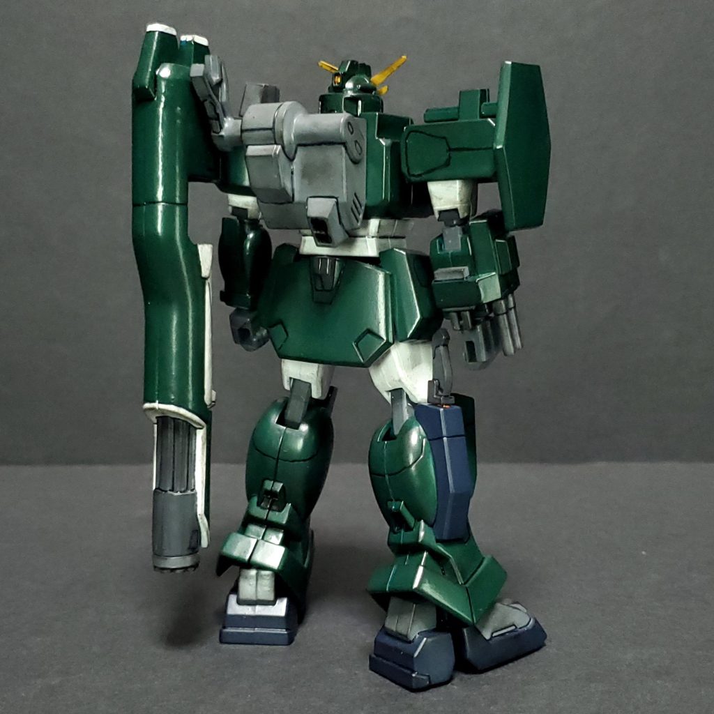 色んな角度から。後述しますが、成形色からかなり変えています。また、ウェザリングしています。