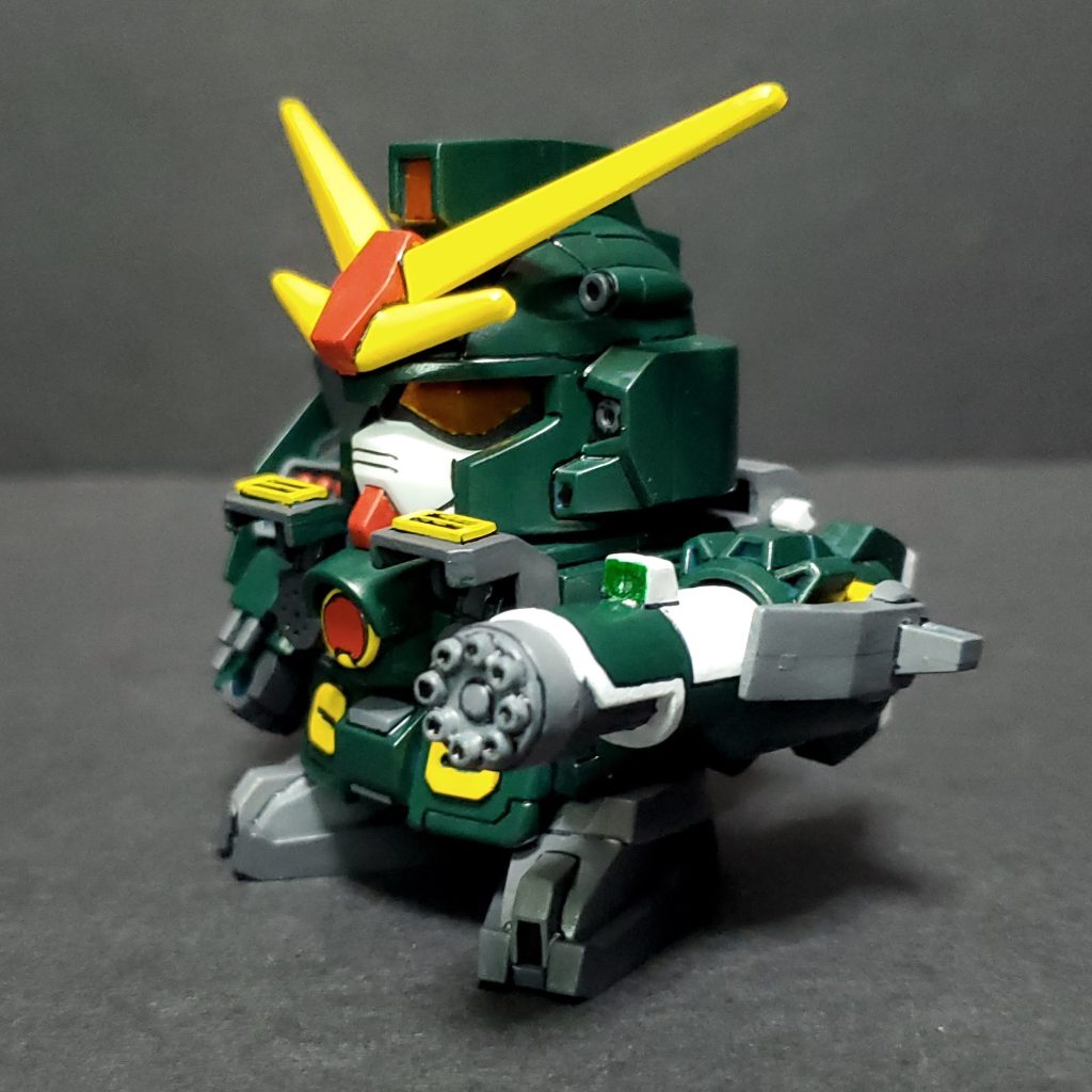 インナーアームガトリング。こちらのみ差し替え再現となります。