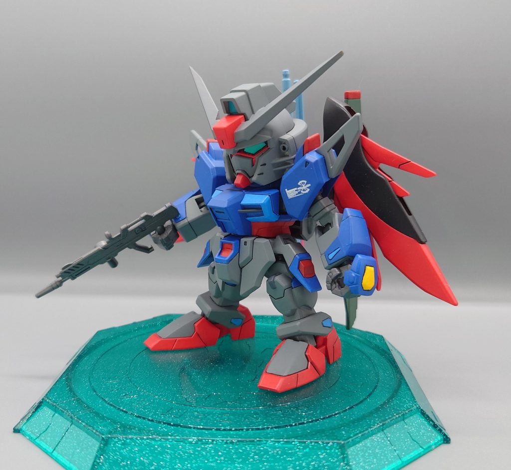 spec2を意識したカラーにしました。660円と塗装前は値段相応の出来なのですが、ちゃんと塗り分けるとそれ以上の価値があるように見えますね。逆に玄人向けなシリーズな気もします。