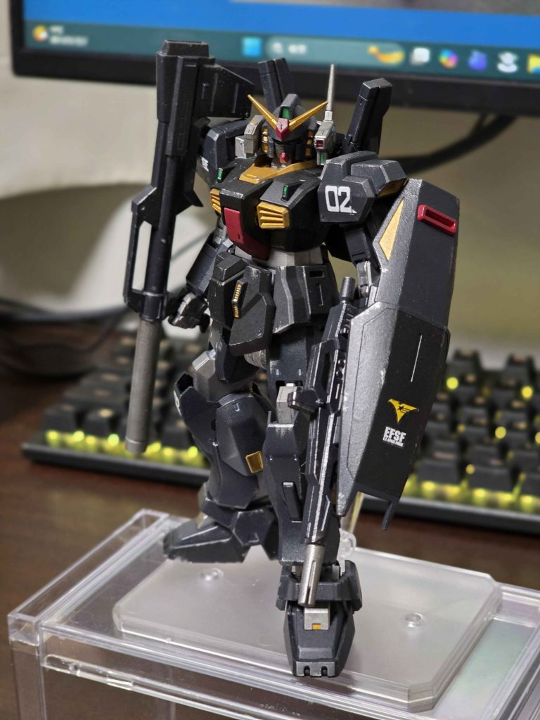 基本設定の通りに塗りますが自分の好きな色で塗るのもめっちゃ楽しかったです。ウェザリング銀色でドライブラシのみやりましたがよりリアルにするにはどうすれば。。。あんまり汚れてるのは好みじゃないので塩梅が難しいです。