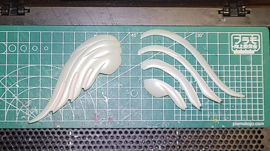 作品名：<p>親孝行の回数とおなじくらいやってきたアクシズふみなのバインダー分割作業。 (;´д｀)こりゃ親孝行もやってないなー 何に化けるか？お気づきの方もいらっしゃると思いますが。。。 正解はCMのあとで！汗 (;´д｀)さいきん [&hellip;]</p>
