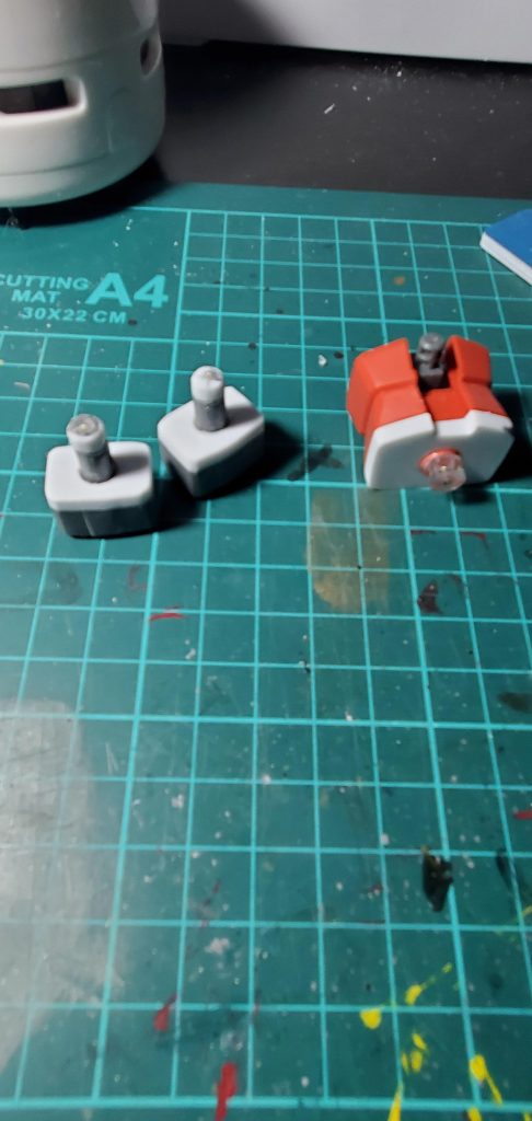 太もも付け根を３ミリ、腰を4ミリ延長しました